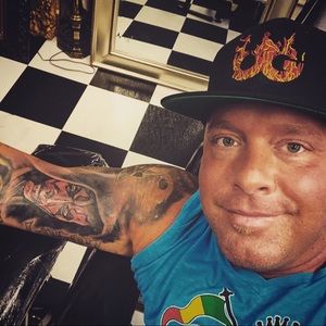 Meet your Posher, Tony